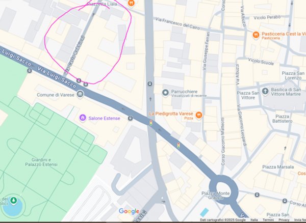 appartamento in vendita a Varese in zona Centro Città