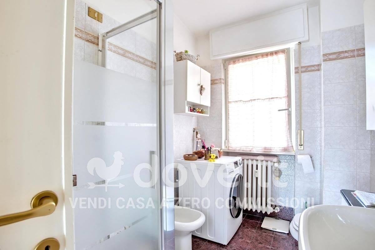 appartamento in vendita a Varese in zona Biumo