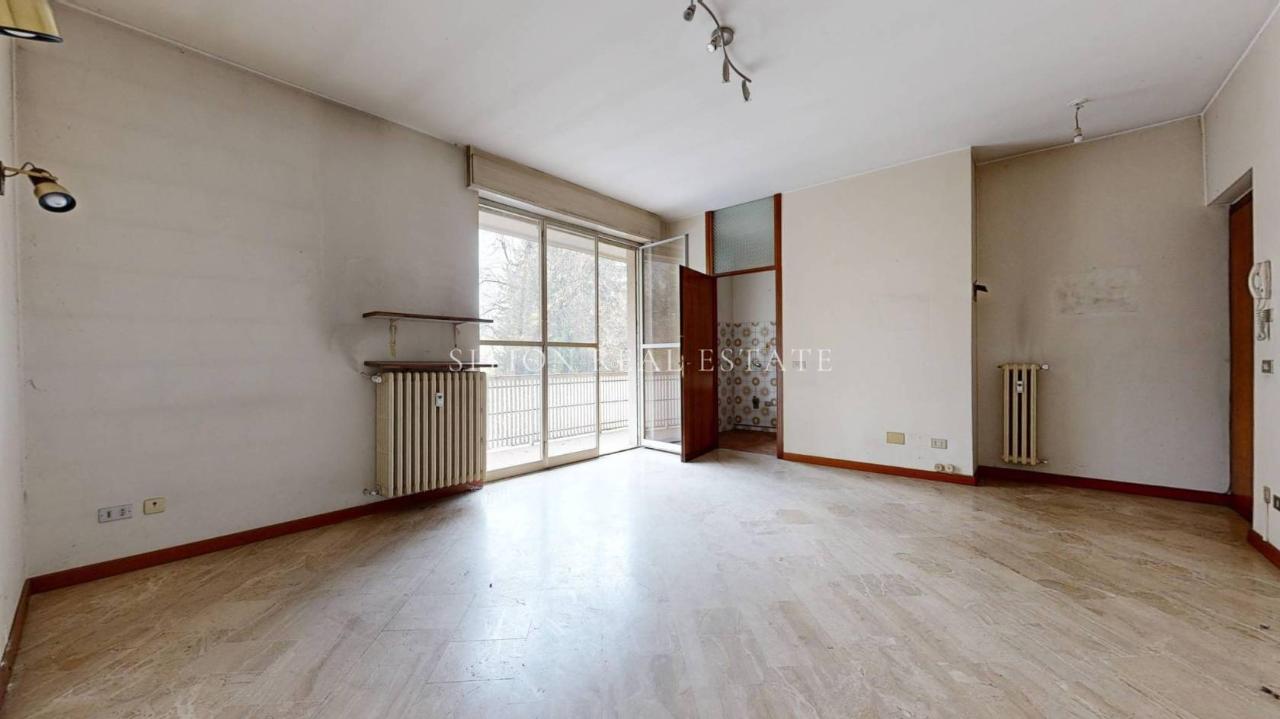 appartamento in vendita a Varese in zona Biumo