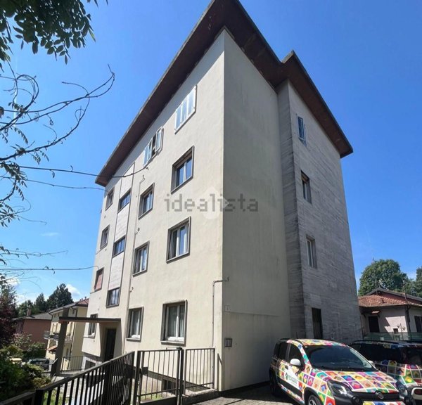 appartamento in vendita a Varese in zona Sant'Ambrogio