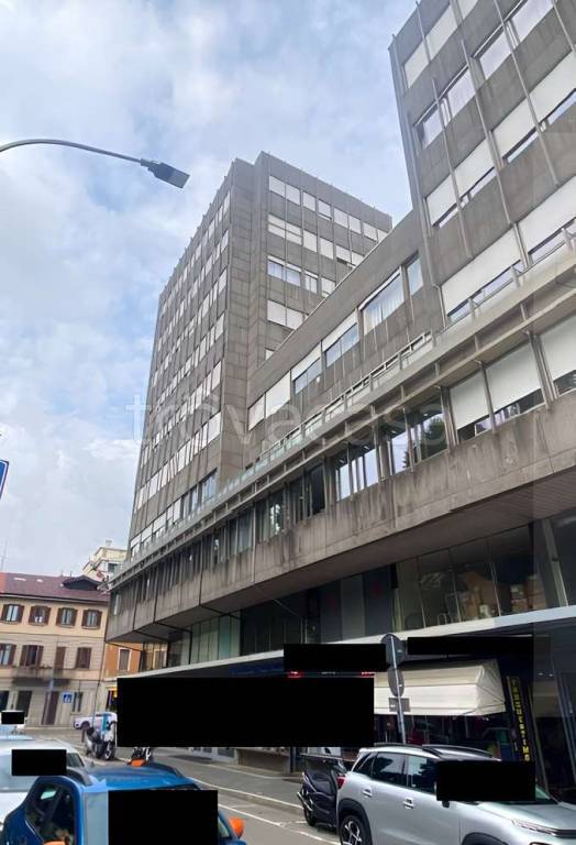 appartamento in vendita a Varese in zona Centro Città
