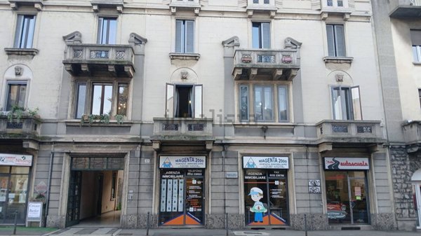 appartamento in vendita a Varese in zona Centro Città