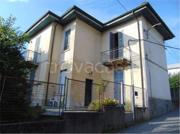 casa indipendente in vendita a Varese in zona Masnago