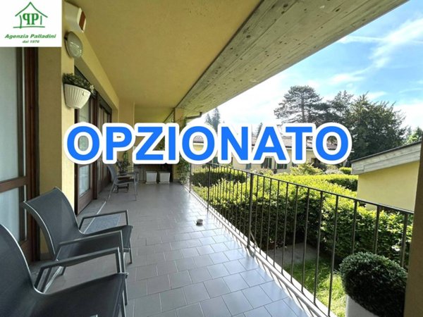 appartamento in vendita a Varese in zona Sant'Ambrogio