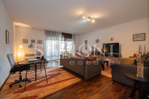 appartamento in vendita a Varese in zona Biumo