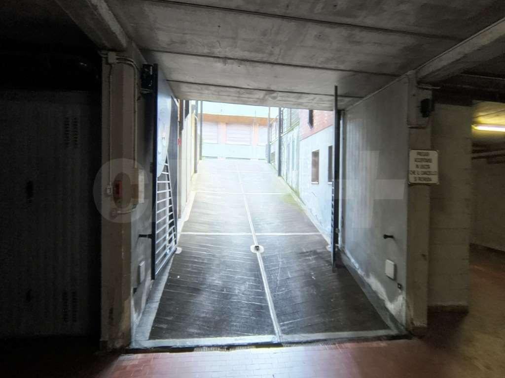 negozio in vendita a Varese in zona Centro Città