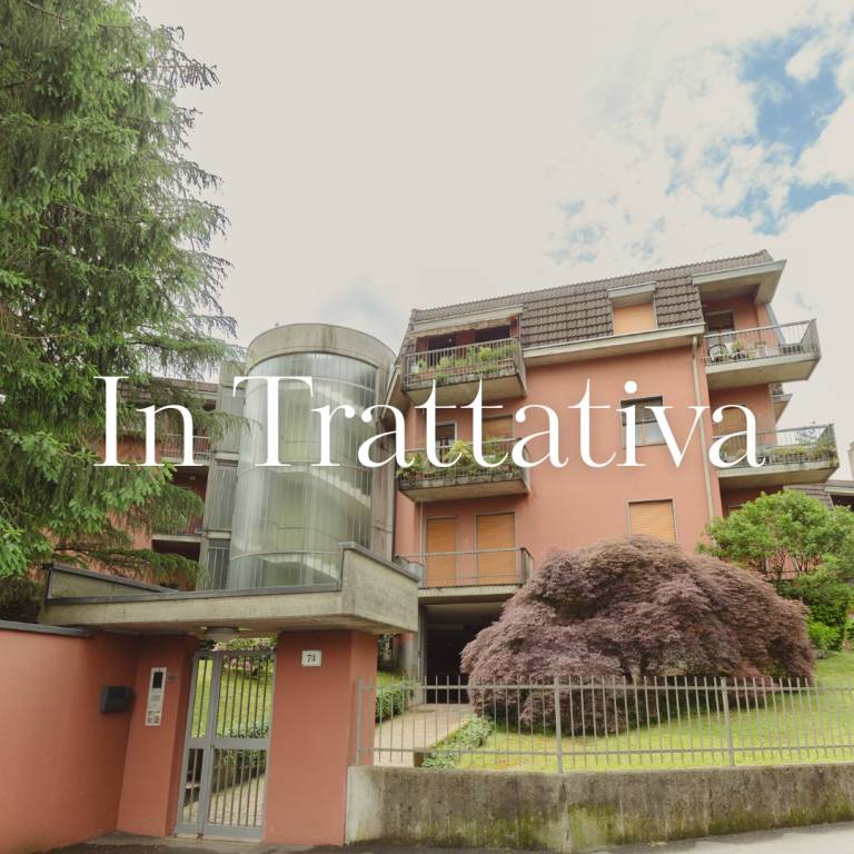 appartamento in vendita a Varese in zona Schiranna