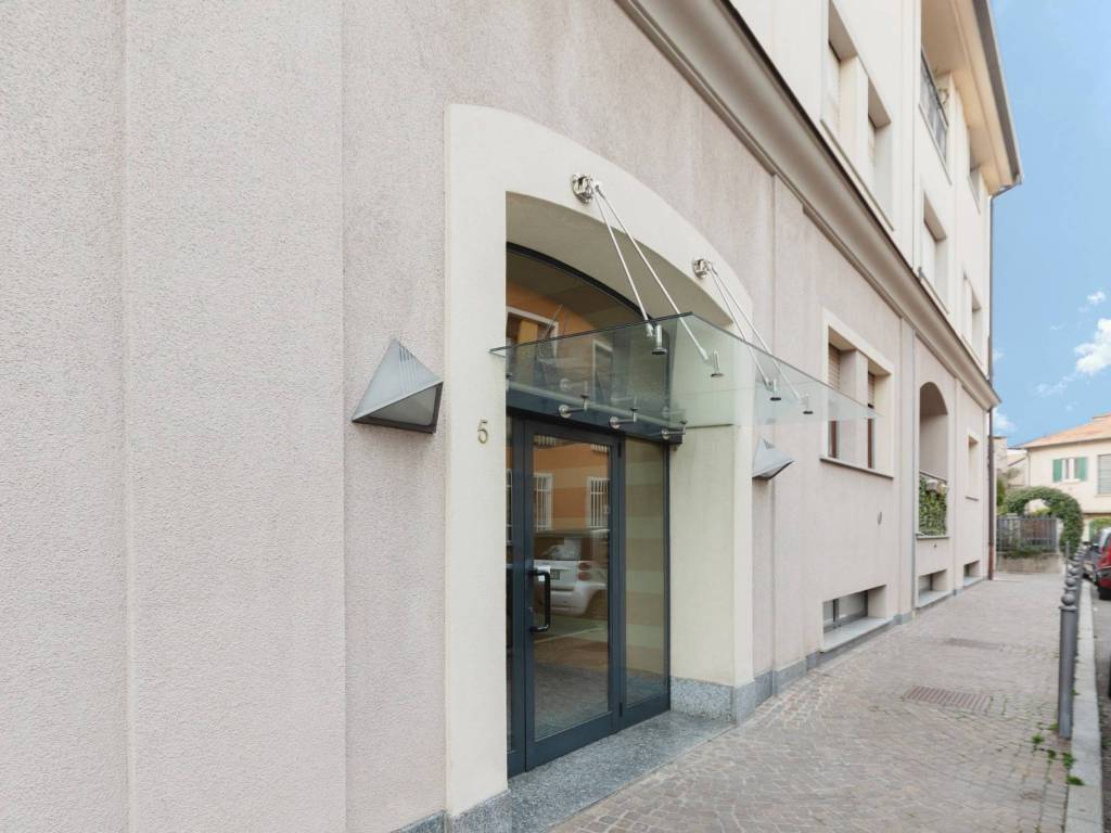 appartamento in vendita a Varese in zona Viale Belforte