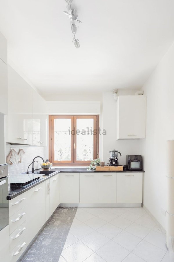 appartamento in vendita a Varese in zona Viale Belforte