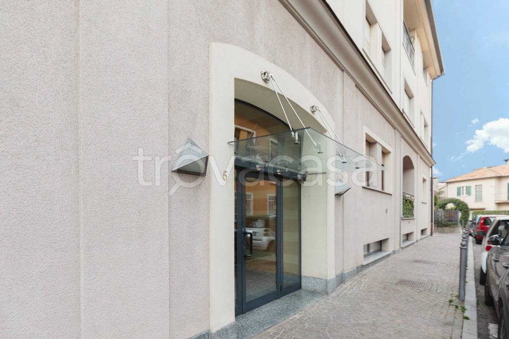appartamento in vendita a Varese in zona Viale Belforte