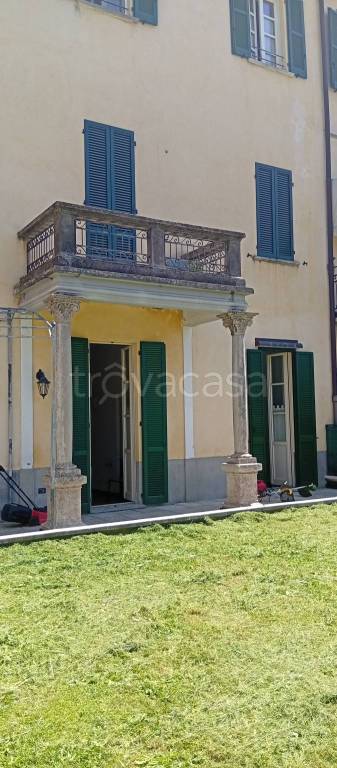 appartamento in vendita a Varese in zona Biumo