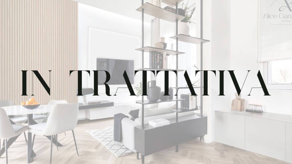 appartamento in vendita a Varese in zona Centro Città