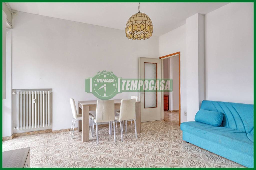 appartamento in vendita a Varese in zona Biumo
