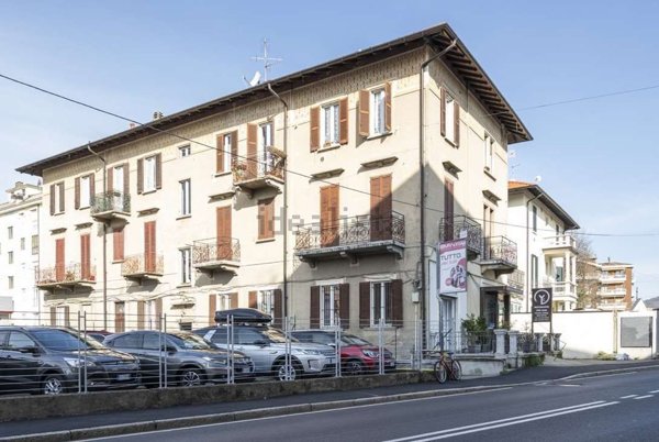 appartamento in vendita a Varese in zona Ippodromo
