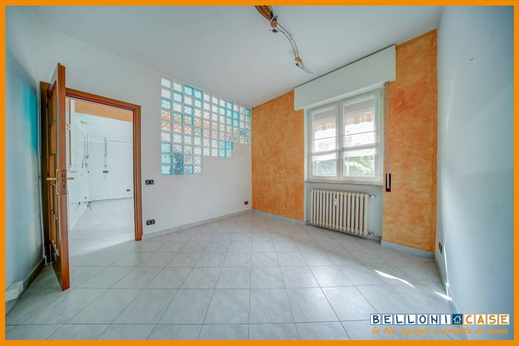 appartamento in vendita a Varese in zona Bobbiate