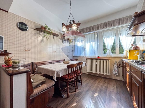 appartamento in vendita a Varese in zona Viale Belforte