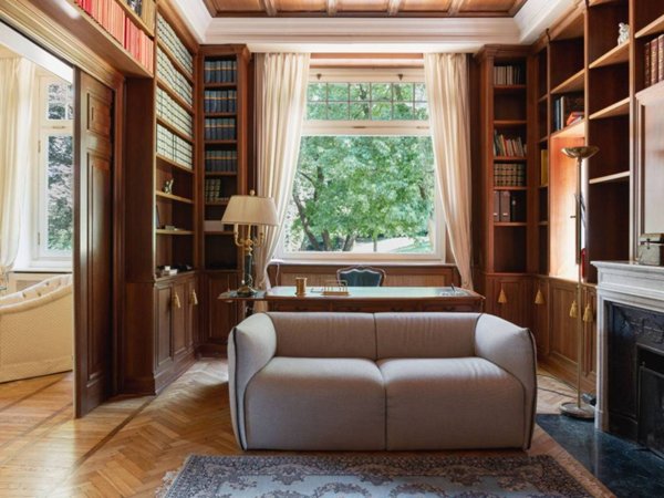 casa indipendente in vendita a Varese in zona Brunella