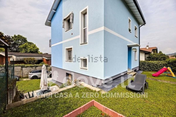 casa indipendente in vendita a Varese