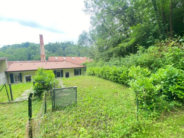 casa indipendente in vendita a Varese in zona Viale Belforte