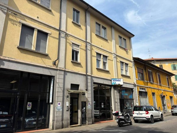 negozio in vendita a Varese in zona Biumo