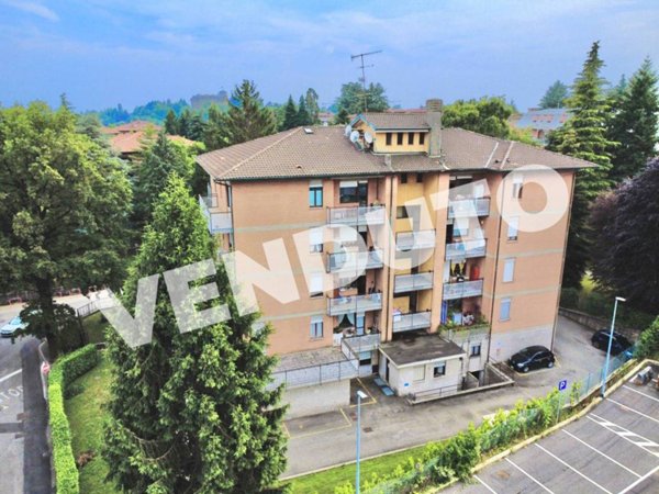 appartamento in vendita a Varese in zona Centro Città