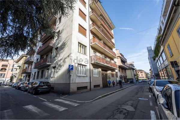appartamento in vendita a Varese in zona Centro Città