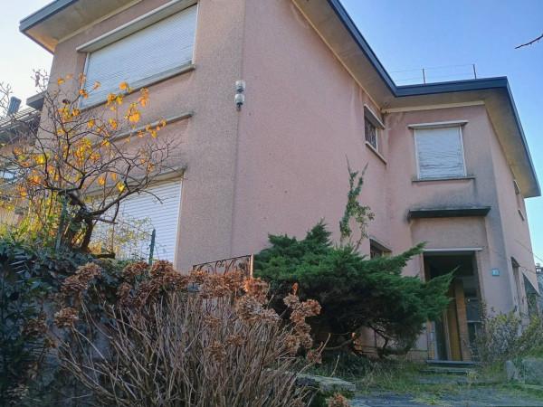 casa indipendente in vendita a Varese in zona Giubiano