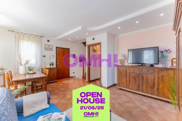 casa indipendente in vendita a Varese in zona Giubiano