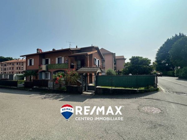appartamento in vendita a Varese in zona Centro Città