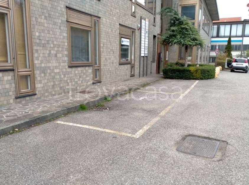 ufficio in vendita a Varese in zona Viale Belforte