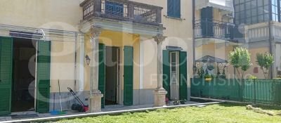 appartamento in vendita a Varese in zona Centro Città