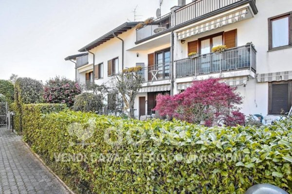 casa indipendente in vendita a Varese in zona Giubiano