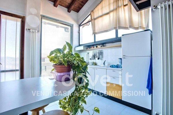appartamento in vendita a Varese in zona Bobbiate