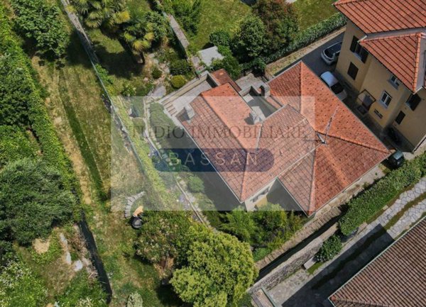 casa indipendente in vendita a Varese in zona Sant'Ambrogio