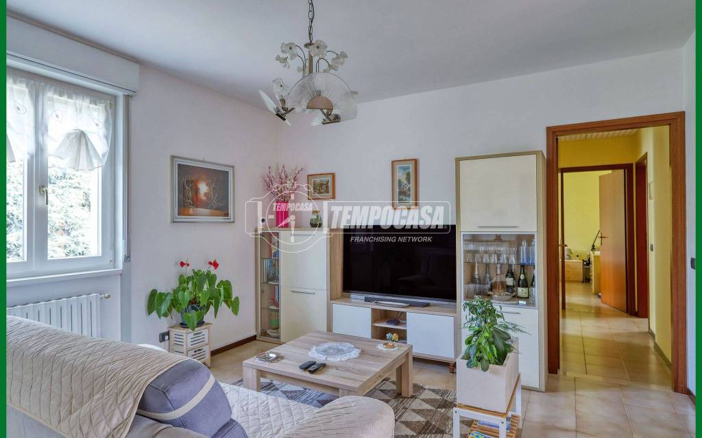 appartamento in vendita a Varese in zona Centro Città