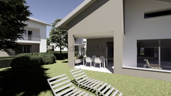 casa indipendente in vendita a Varese