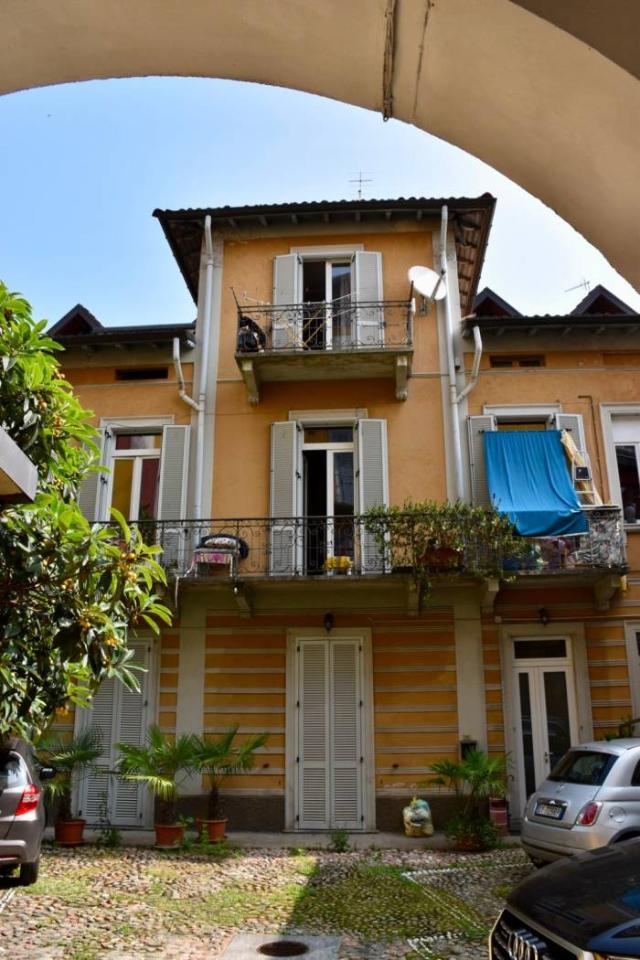 appartamento in vendita a Varese in zona Centro Città