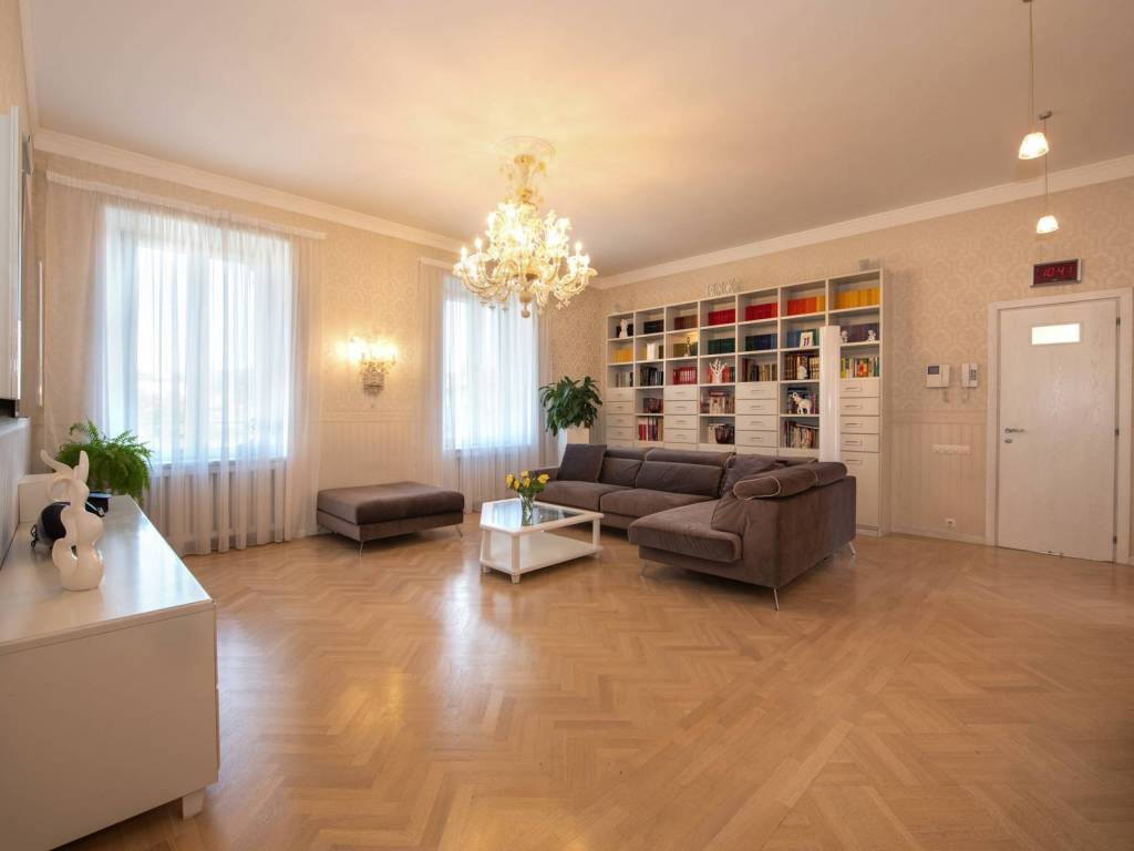 appartamento in vendita a Varese in zona Centro Città