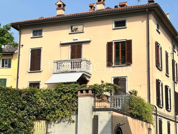 appartamento in vendita a Varese in zona Centro Città