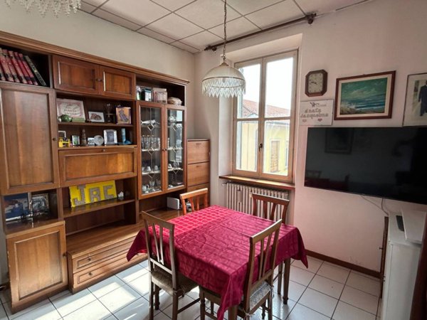 appartamento in vendita a Varese in zona Biumo