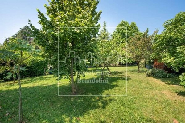 casa indipendente in vendita a Varese in zona Sant'Ambrogio