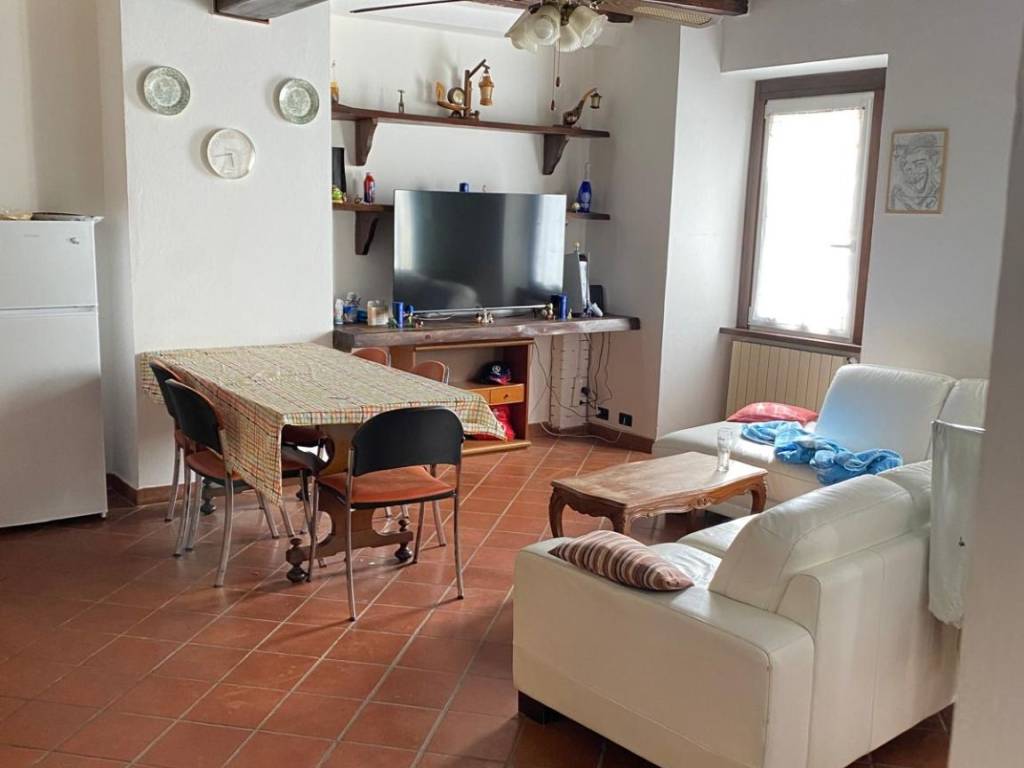 appartamento in vendita a Varese in zona Biumo