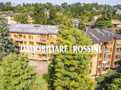 appartamento in vendita a Varese in zona Casbeno