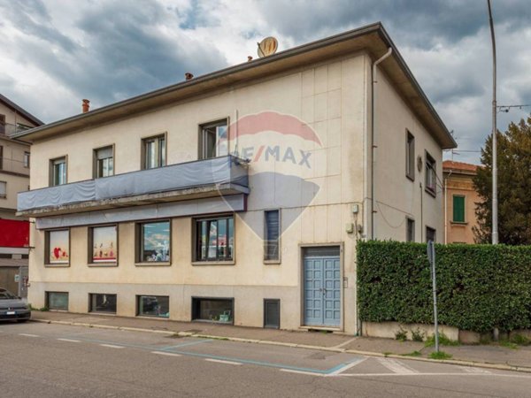 casa indipendente in vendita a Varese in zona Biumo