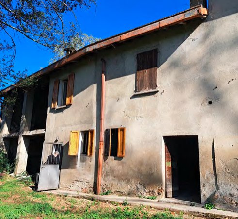 casa indipendente in vendita a Varese