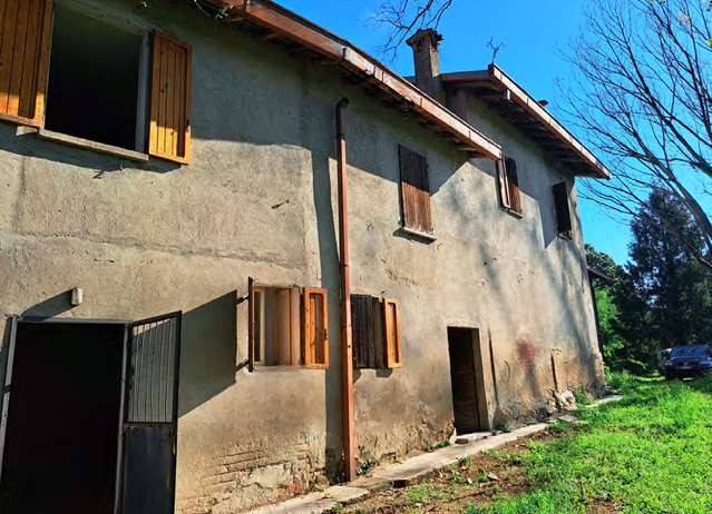 casa indipendente in vendita a Varese in zona Viale Belforte