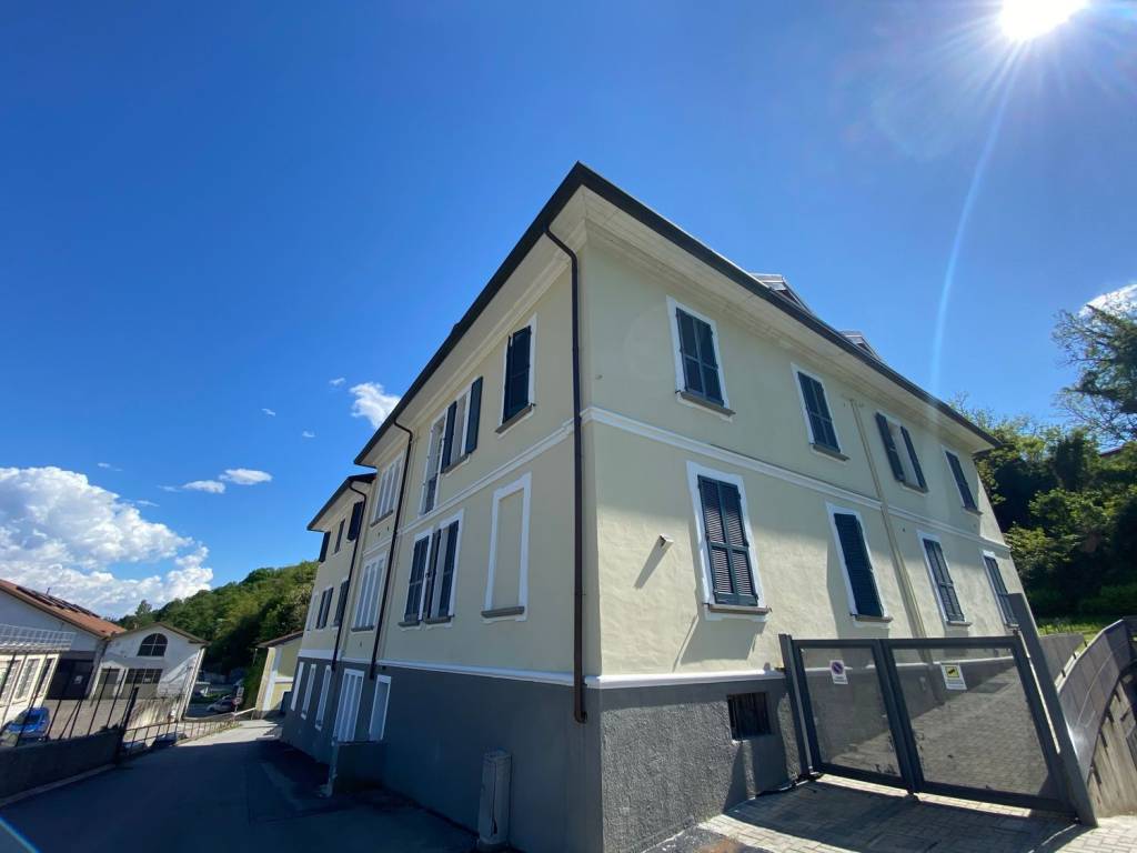 appartamento in vendita a Varese in zona Viale Belforte