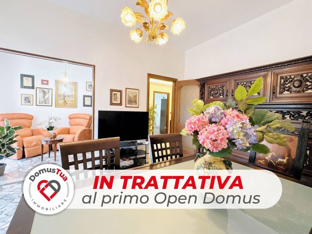 appartamento in vendita a Varese in zona Biumo