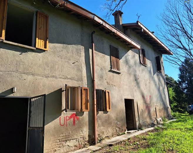 appartamento in vendita a Varese