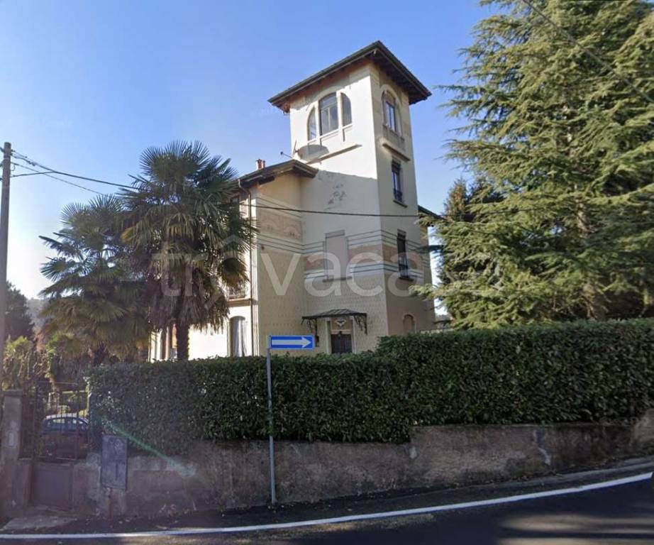 casa indipendente in vendita a Varese in zona San Gallo